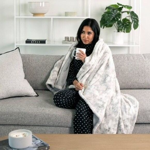 Open Box - Brookstone -  Heated Coziest Decorative El Gray Marble - Picture 1 of 4